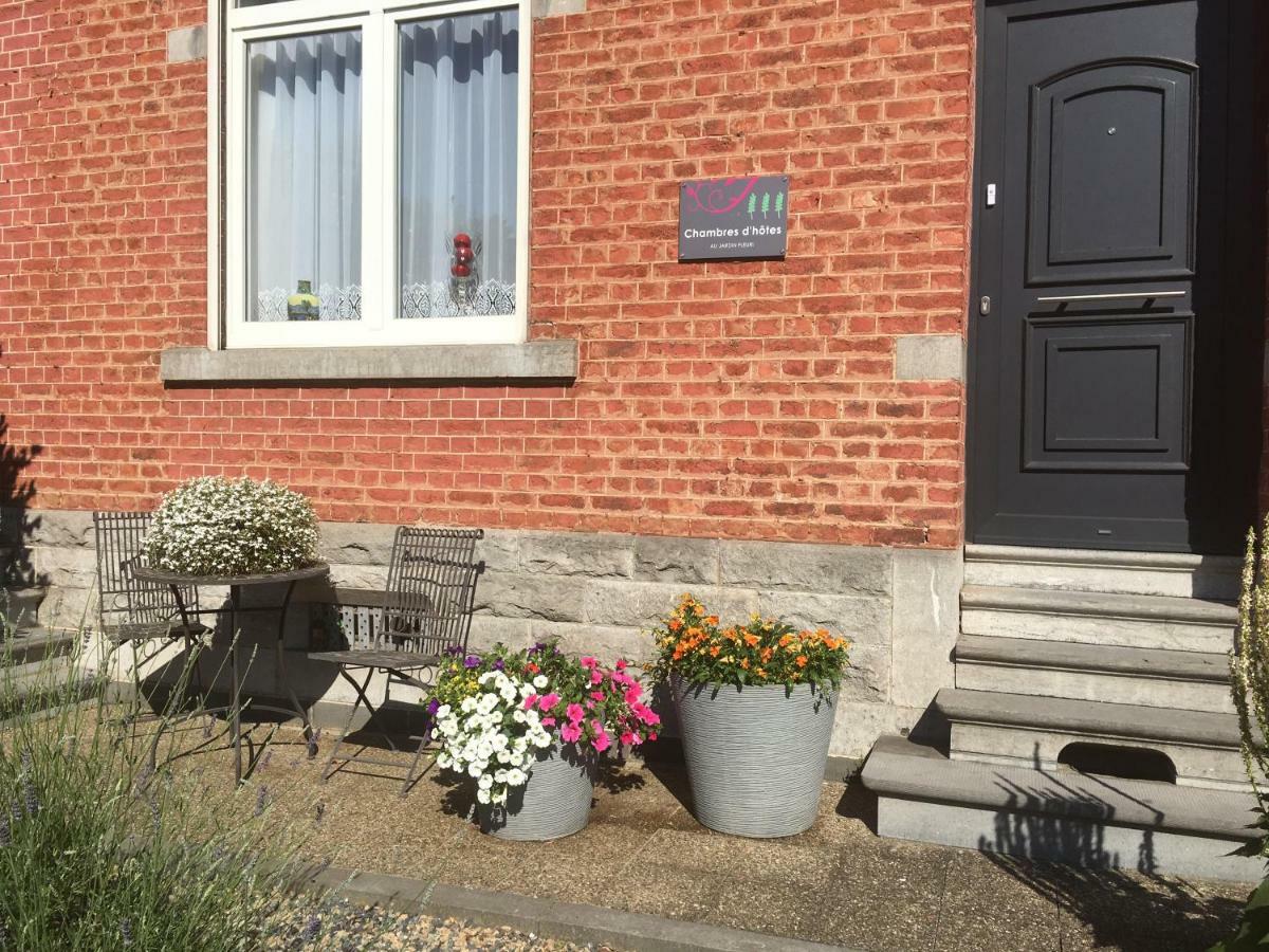 B&B Au Jardin Fleuri Marche-en-Famenne Exterior foto